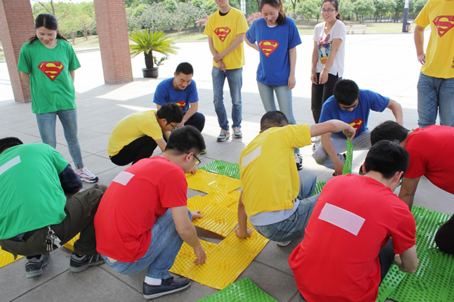 8-指压板拼接团队协作