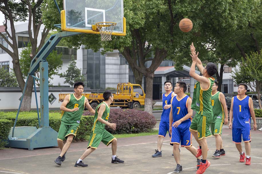 2018年第十四届“三建杯”职工篮球赛 (1)